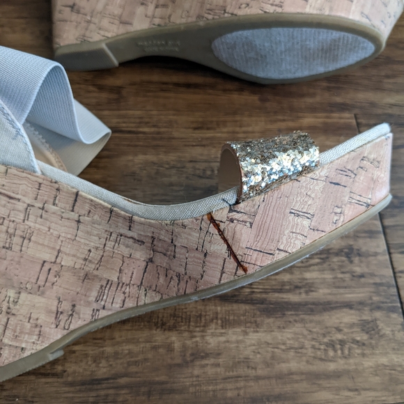 Madden Girl Wedges - Picture 6 of 9